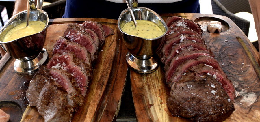 Fleisch auf dem Stein